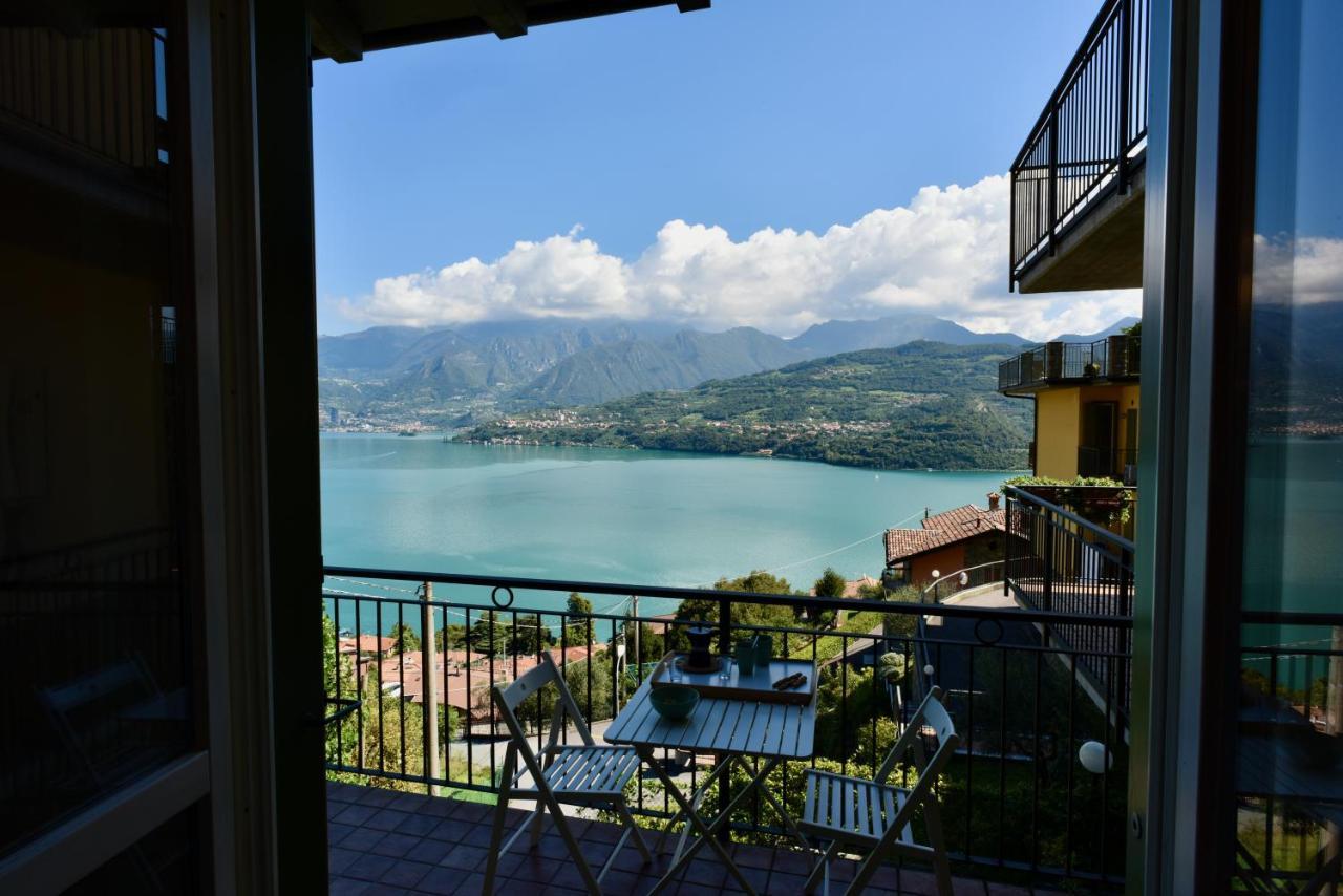 Italian Vacation Homes - La Petite Maison Du Lac Tavernola Bergamasca Exterior photo